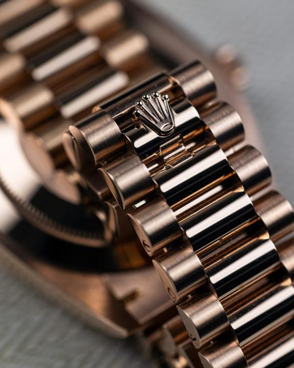 Role_x Oyster Perpetual Day Date Chocolate Roman Brown Dial LuxuryStuffs.in