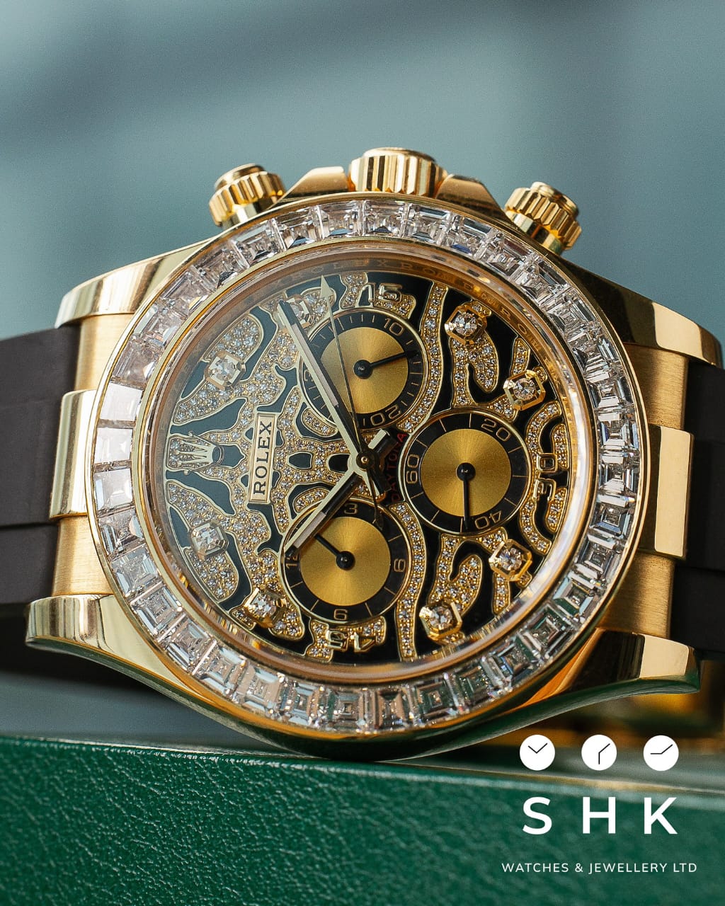 Ro*ex Eye Of The Tiger Silicon Belt Edition Premium Quality Luxury Watch luxurystuffs.in