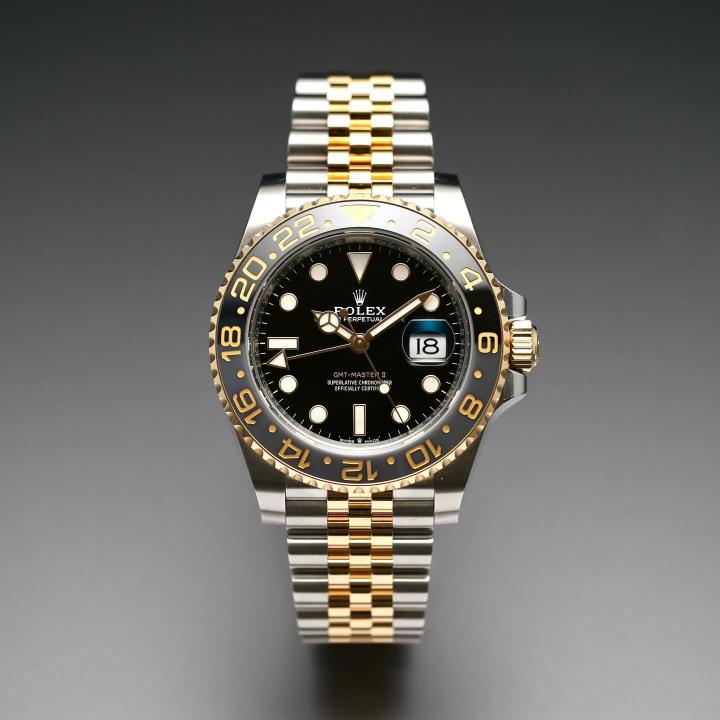 Role_x GMT Master II Zombie Black Grey Steel Yellow Gold Watch Two-tone Luxury Edition Premium Quality Luxurystuffs.in