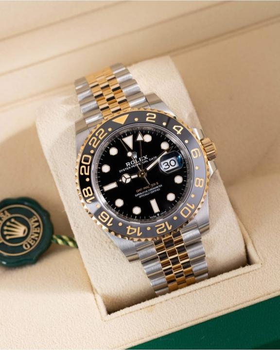 Role_x GMT Master II Zombie Black Grey Steel Yellow Gold Watch Two-tone Luxury Edition Premium Quality Luxurystuffs.in