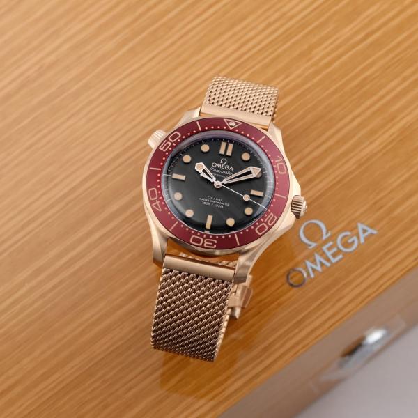 Omeg_a seamaster diver 300M automatic