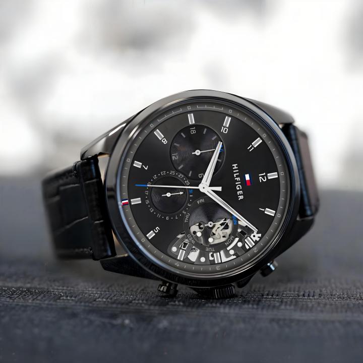 Tommy_Hilfiger Baker