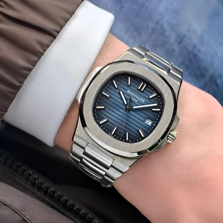 Patek_Philippe Nautilus Quartz