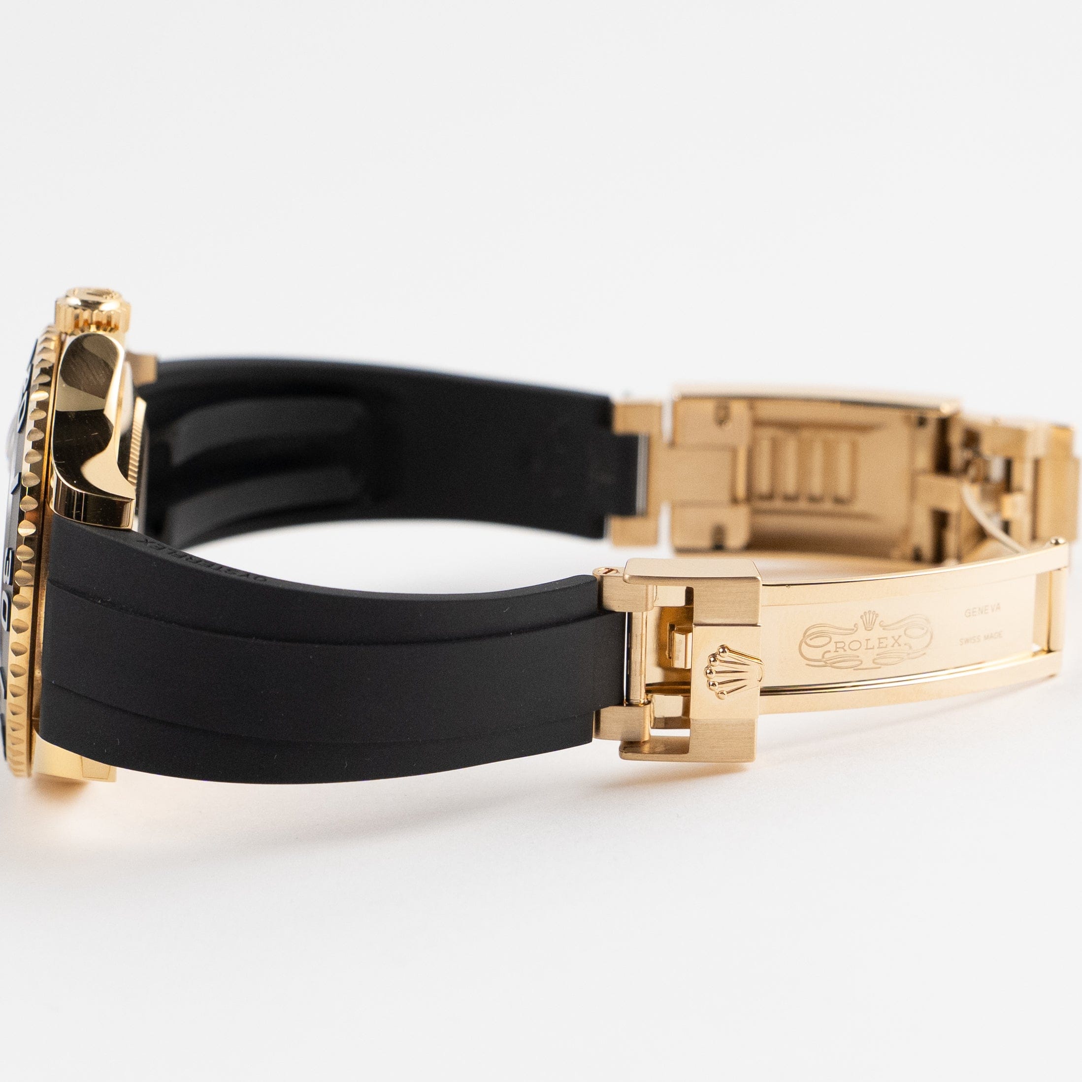 Role_x Yatch Master Yellow Gold Oysterflex Black Mint Mens Watch Luxury Edition Premium Quality Luxurystuffs.in