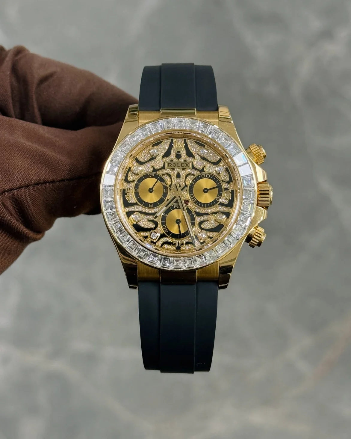Ro*ex Eye Of The Tiger Silicon Belt Edition Premium Quality Luxury Watch luxurystuffs.in